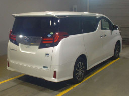 2017 Toyota Alphard Hybrid