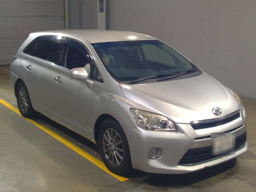 2012 Toyota Mark X Zio ANA10[2]