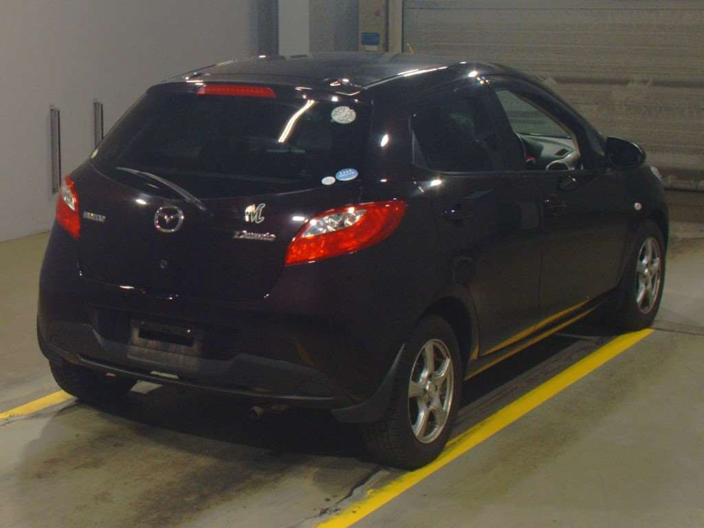 2009 Mazda Demio DE3FS[1]