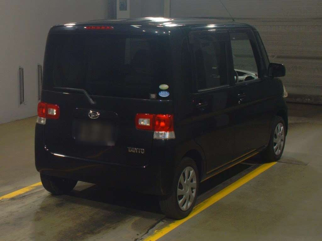 2011 Daihatsu Tanto L375S[1]