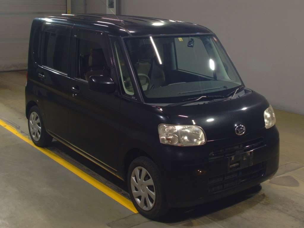 2011 Daihatsu Tanto L375S[2]