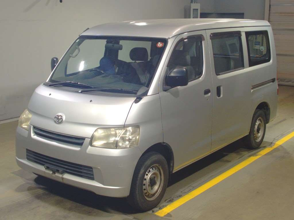 2011 Toyota Townace Van S402M[0]