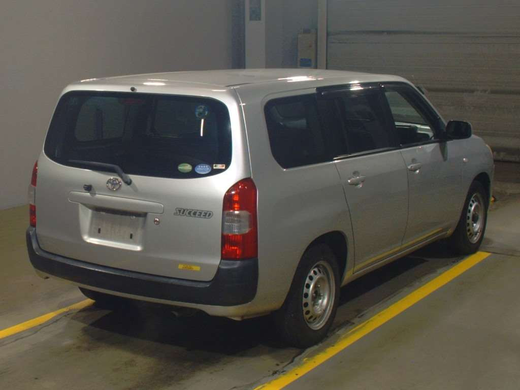 2015 Toyota Succeed NCP160V[1]