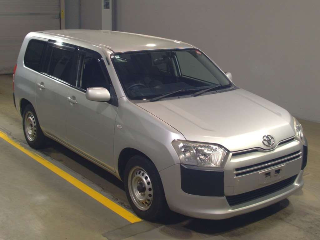 2015 Toyota Succeed NCP160V[2]