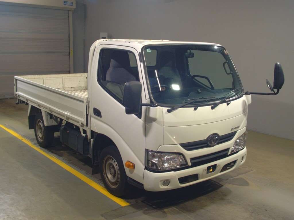 2016 Toyota Dyna Truck KDY231[2]