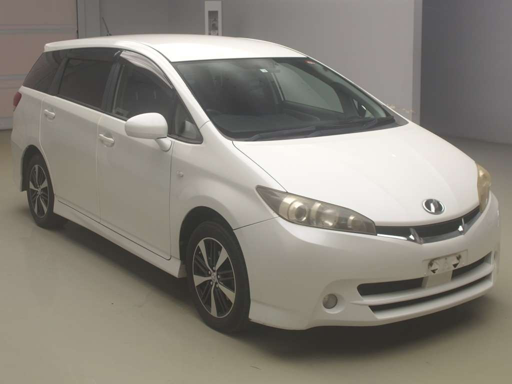 2010 Toyota Wish ZGE20W[2]