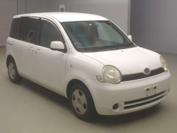 2004 Toyota Sienta