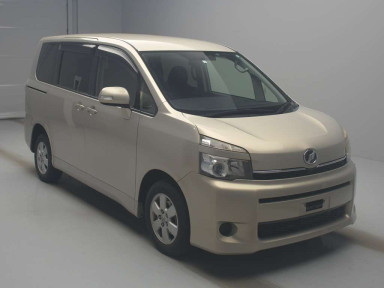 2012 Toyota Voxy