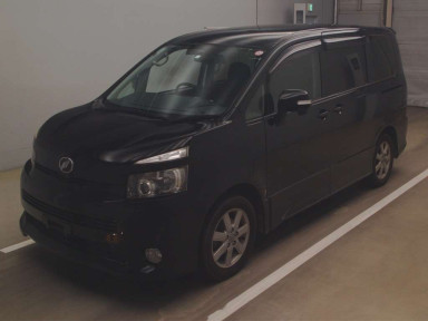 2010 Toyota Voxy