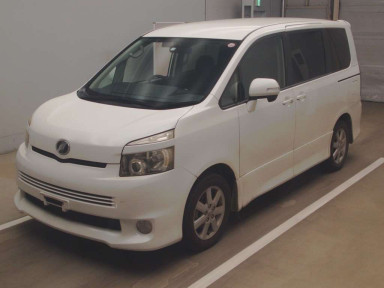 2009 Toyota Voxy