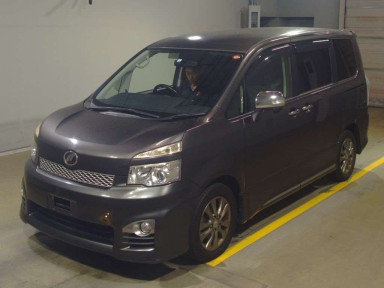 2012 Toyota Voxy