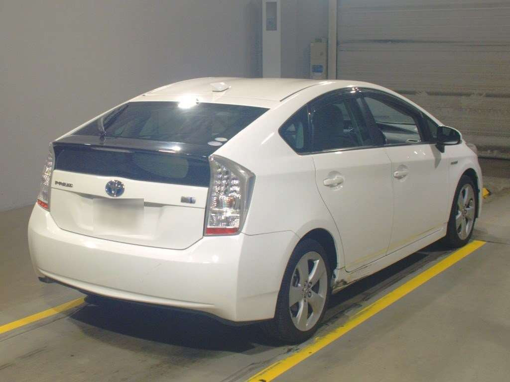 2011 Toyota Prius ZVW30[1]