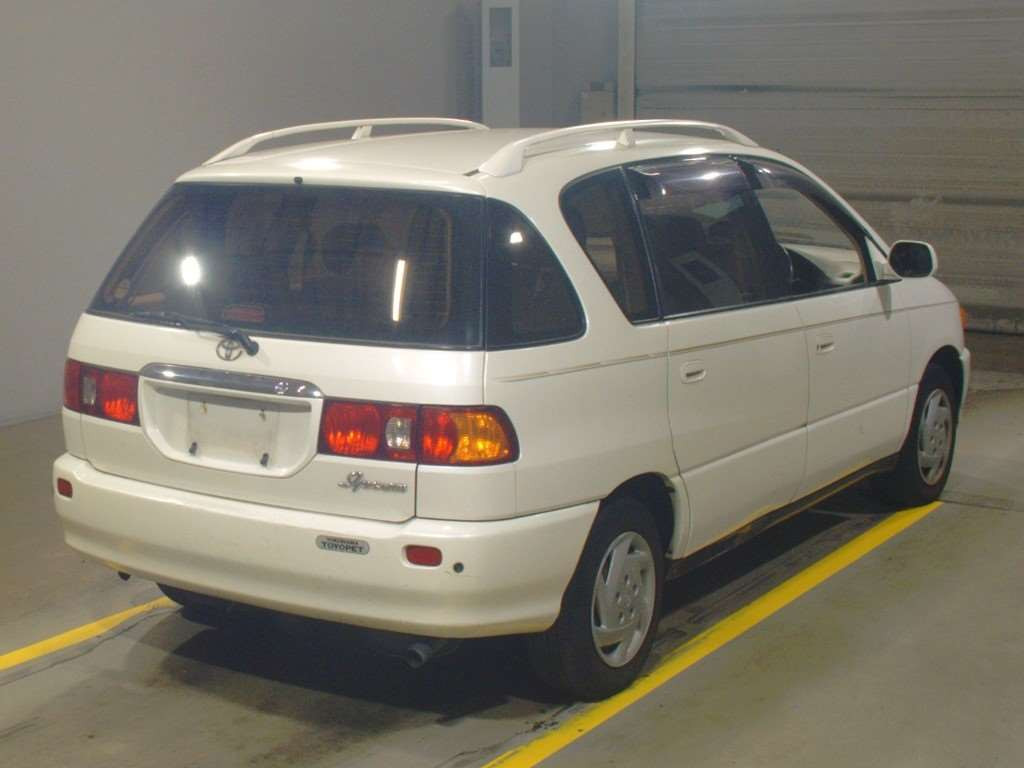 1999 Toyota Ipsum SXM10G[1]