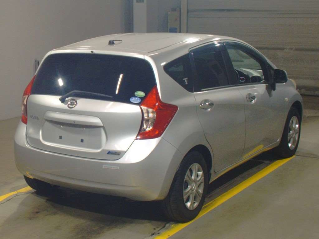 2013 Nissan Note E12[1]