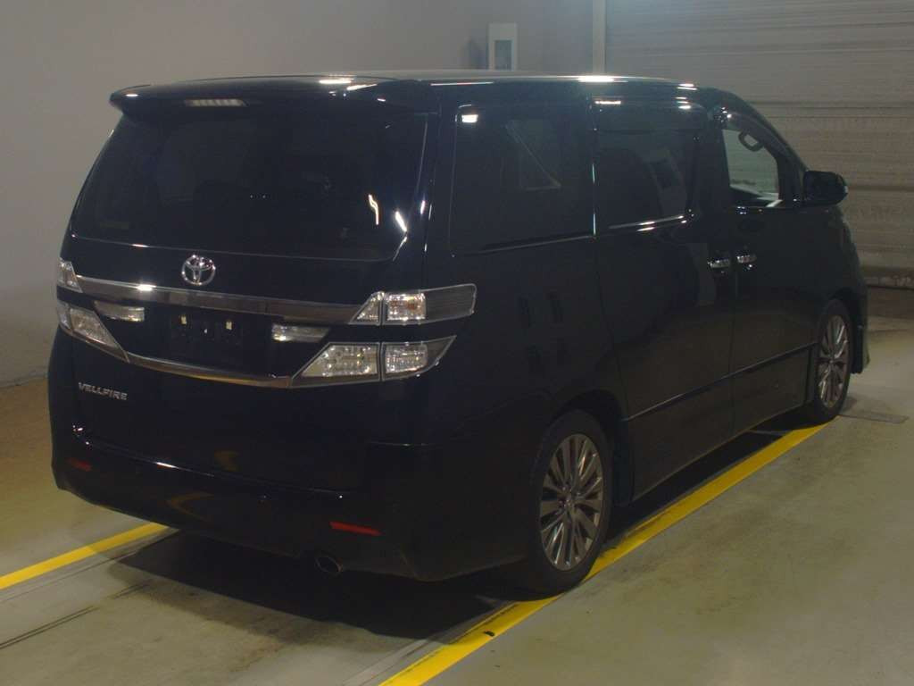 2013 Toyota Vellfire ANH20W[1]