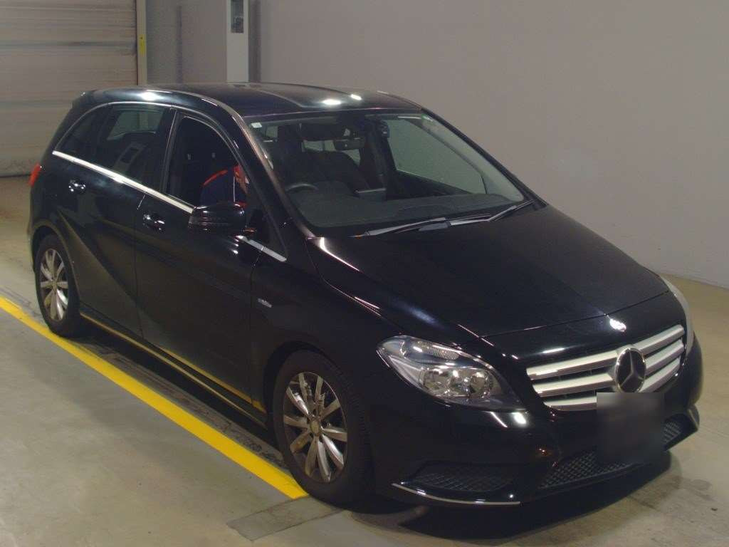 2012 Mercedes Benz B-Class 246242[2]