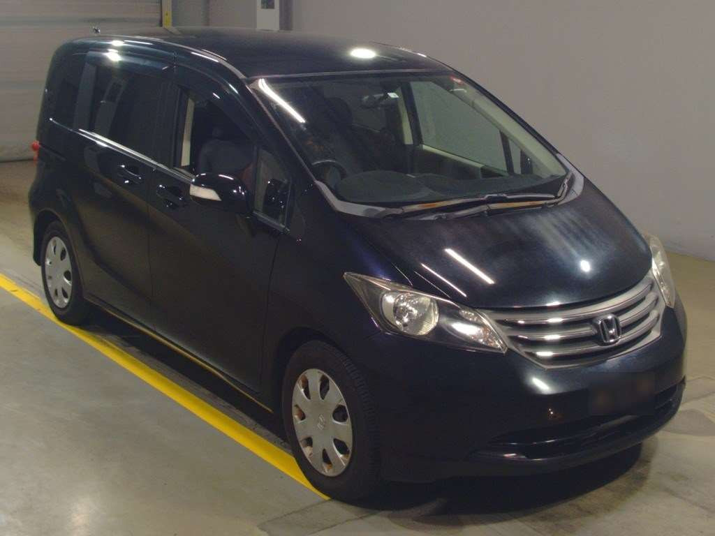 2010 Honda Freed GB3[2]