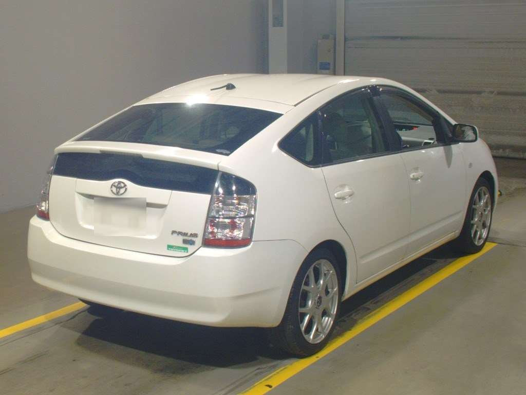 2003 Toyota Prius NHW20[1]