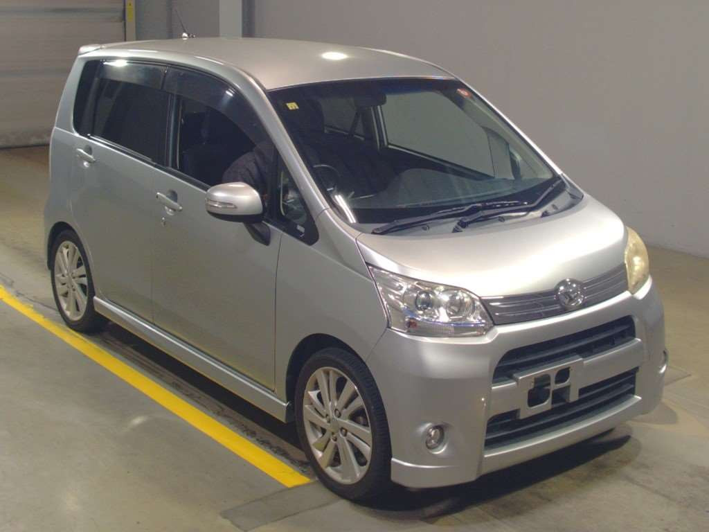 2010 Daihatsu Move Custom LA100S[2]