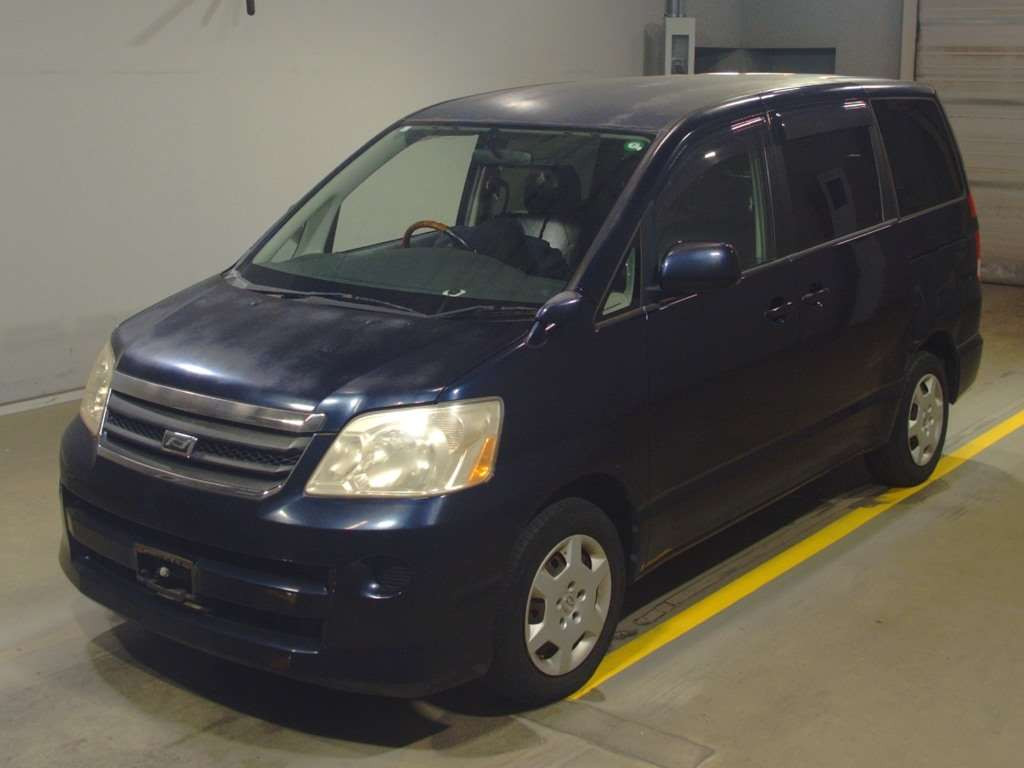 2007 Toyota Noah AZR60G[0]