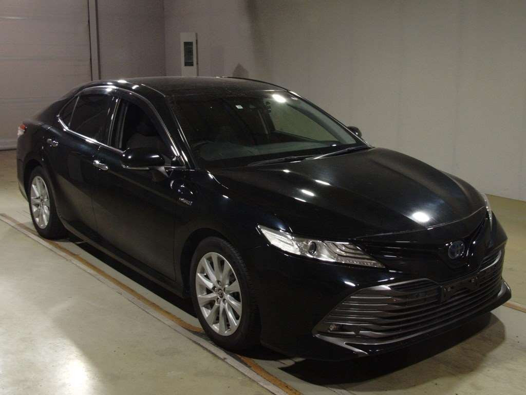 2017 Toyota Camry AXVH70[2]