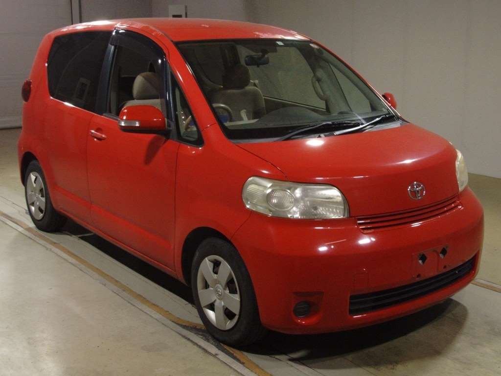 2011 Toyota Porte NNP10[2]