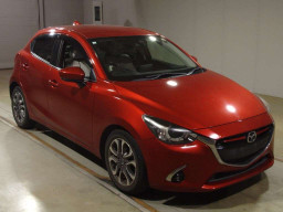 2016 Mazda Demio