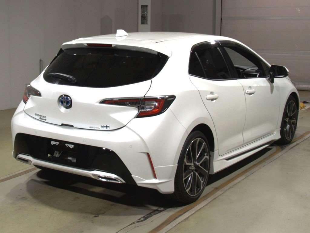 2021 Toyota Corolla Sports ZWE213H[1]