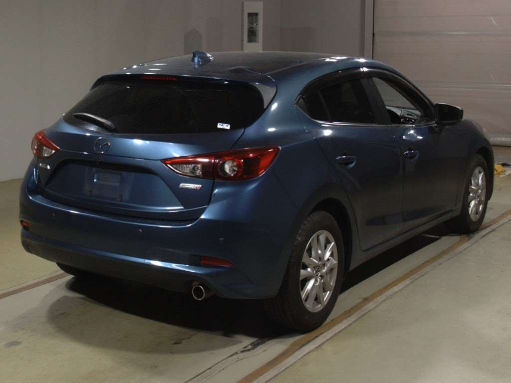 2018 Mazda Axela Sport BMLFS[1]