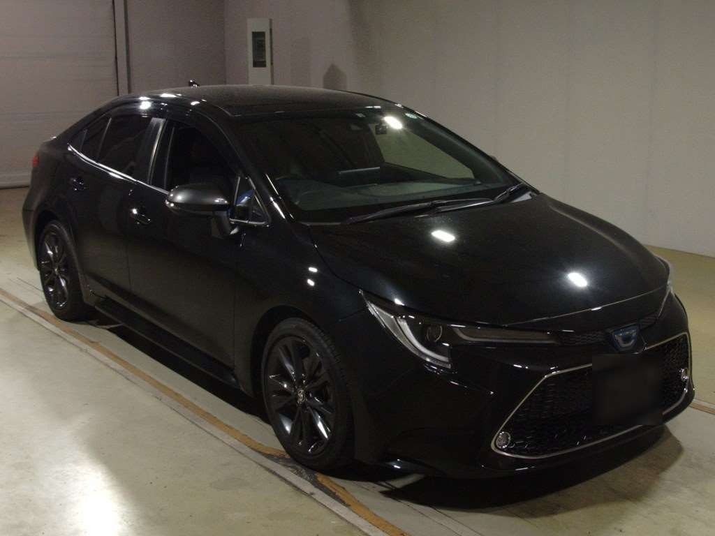 2022 Toyota Corolla Sedan ZWE211[2]