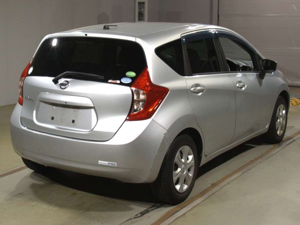 2015 Nissan Note E12[1]