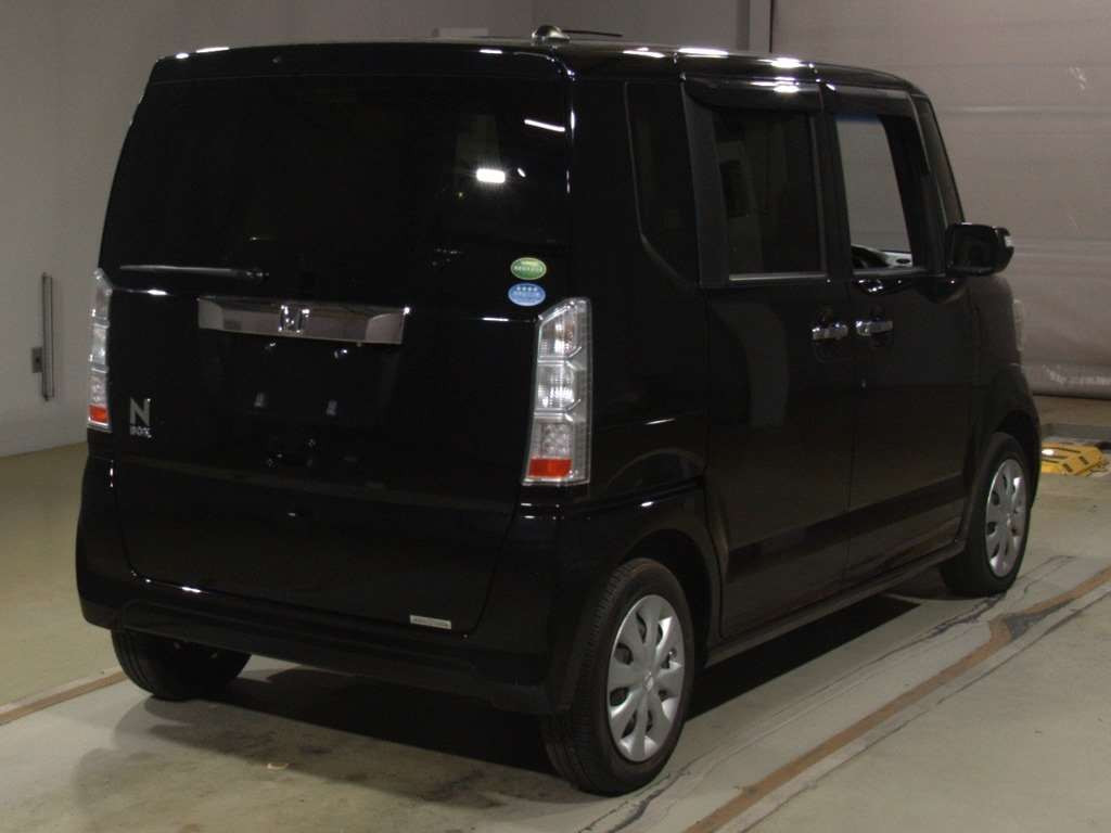 2017 Honda N-BOX JF1[1]