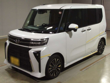 2023 Daihatsu Tanto Custom