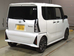 2023 Daihatsu Tanto Custom