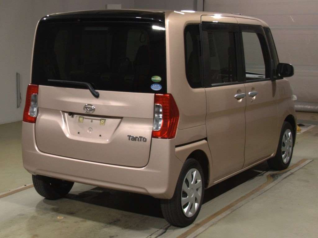 2017 Daihatsu Tanto LA600S[1]