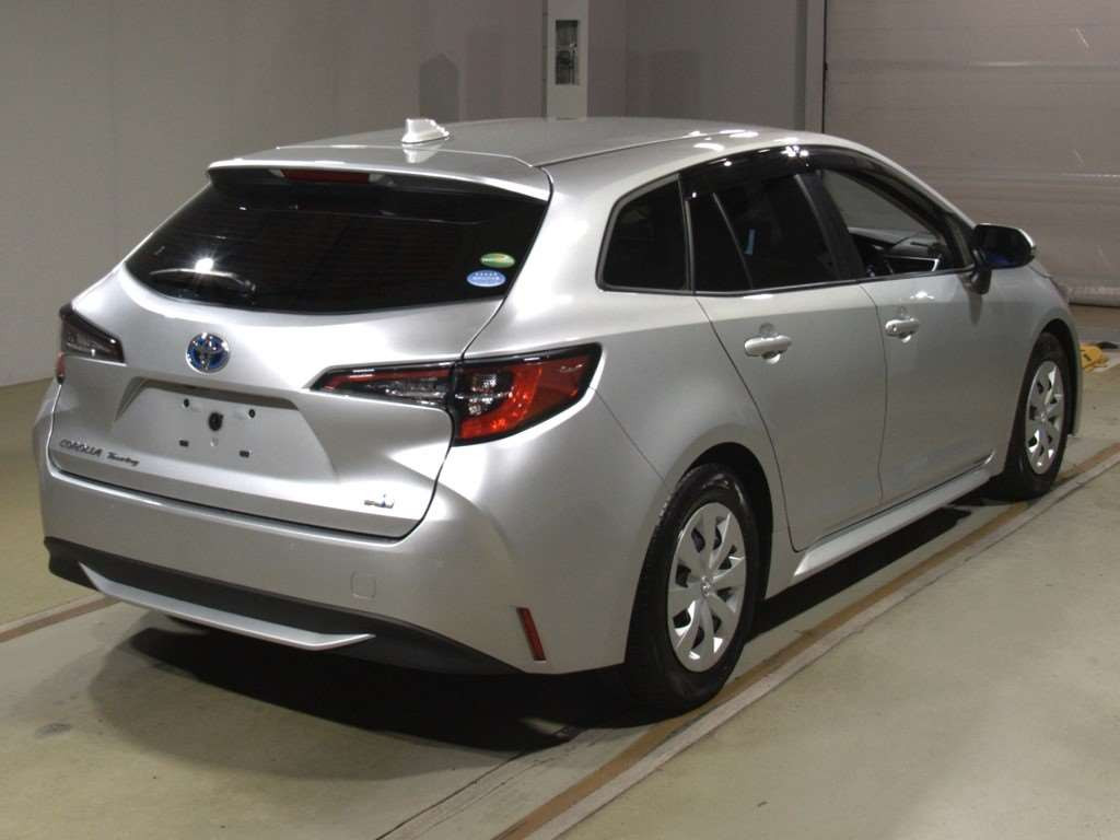 2021 Toyota Corolla Touring Wagon ZWE214W[1]