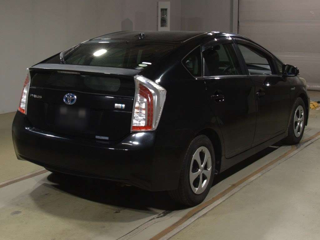 2012 Toyota Prius ZVW30[1]