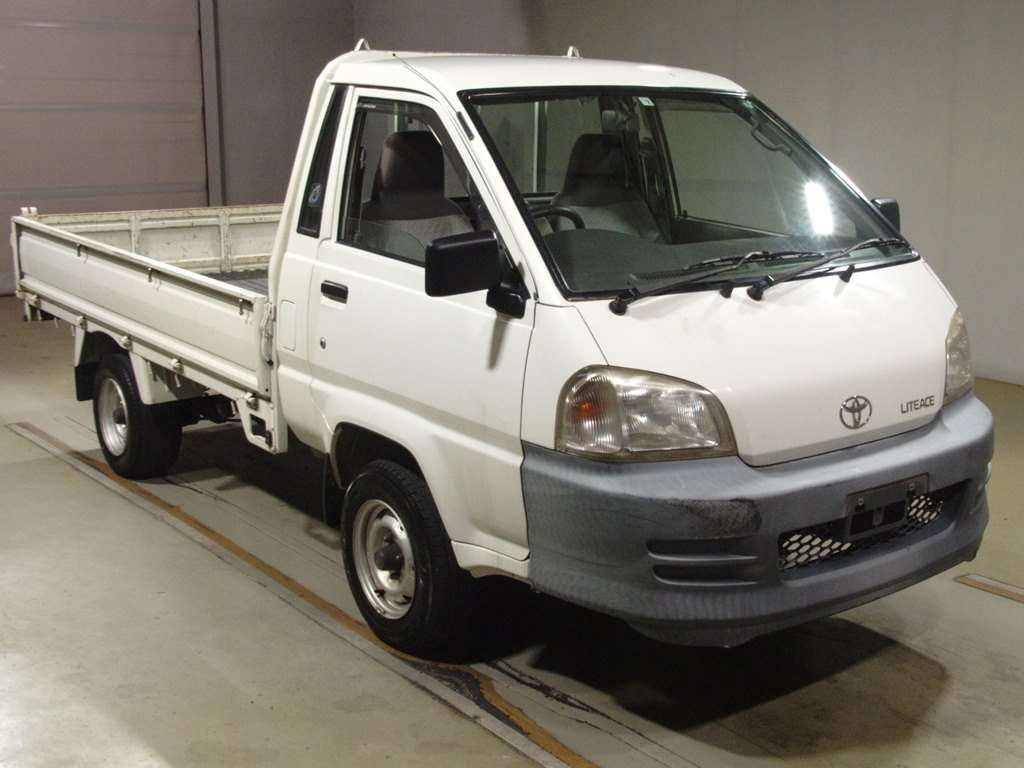 2004 Toyota Liteace Truck KM75[2]