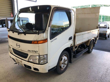 2000 Hino DUTRO