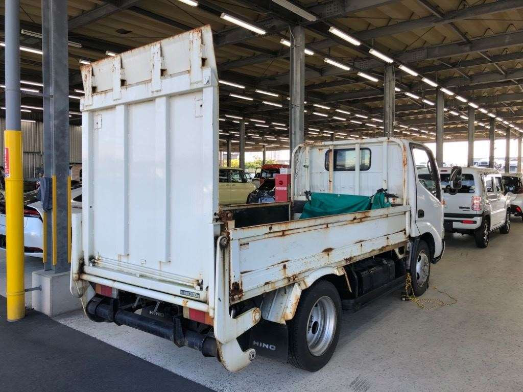 2000 Hino DUTRO XZU302M[1]