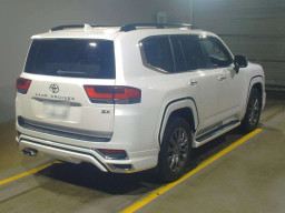 2023 Toyota Land Cruiser