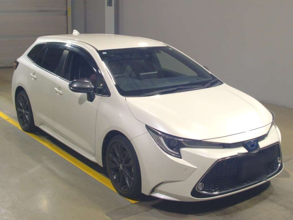 2021 Toyota Corolla Touring Wagon ZWE211W[2]