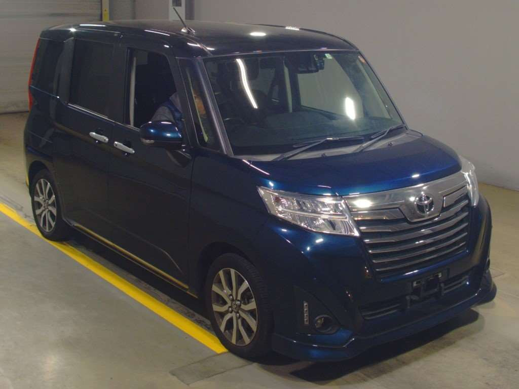 2019 Toyota Roomy M900A[2]