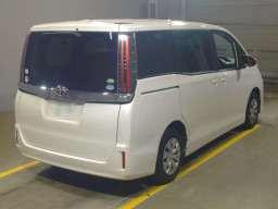 2019 Toyota Noah