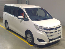 2019 Toyota Noah