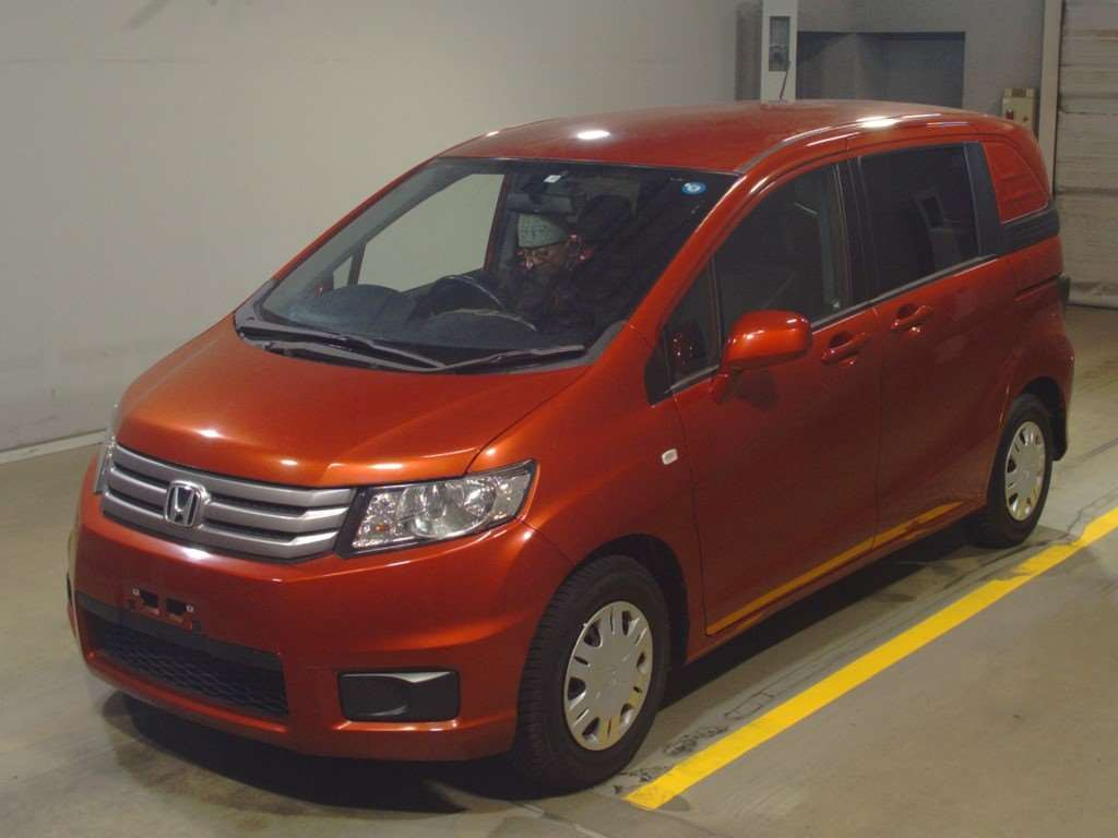 2011 Honda Freed Spike GB3[0]