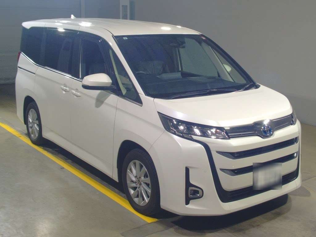 2023 Toyota Noah ZWR90W[2]