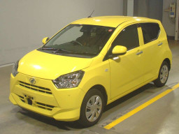 2019 Daihatsu Mira es