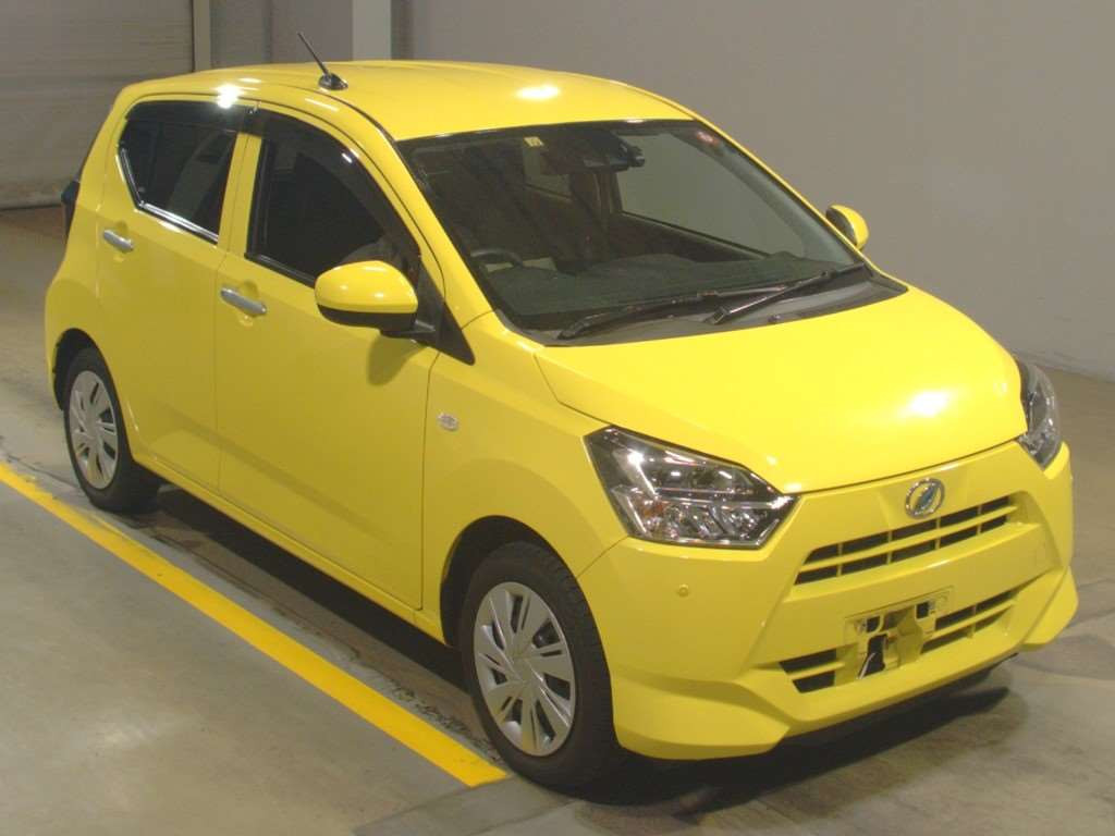 2019 Daihatsu Mira es LA360S[2]