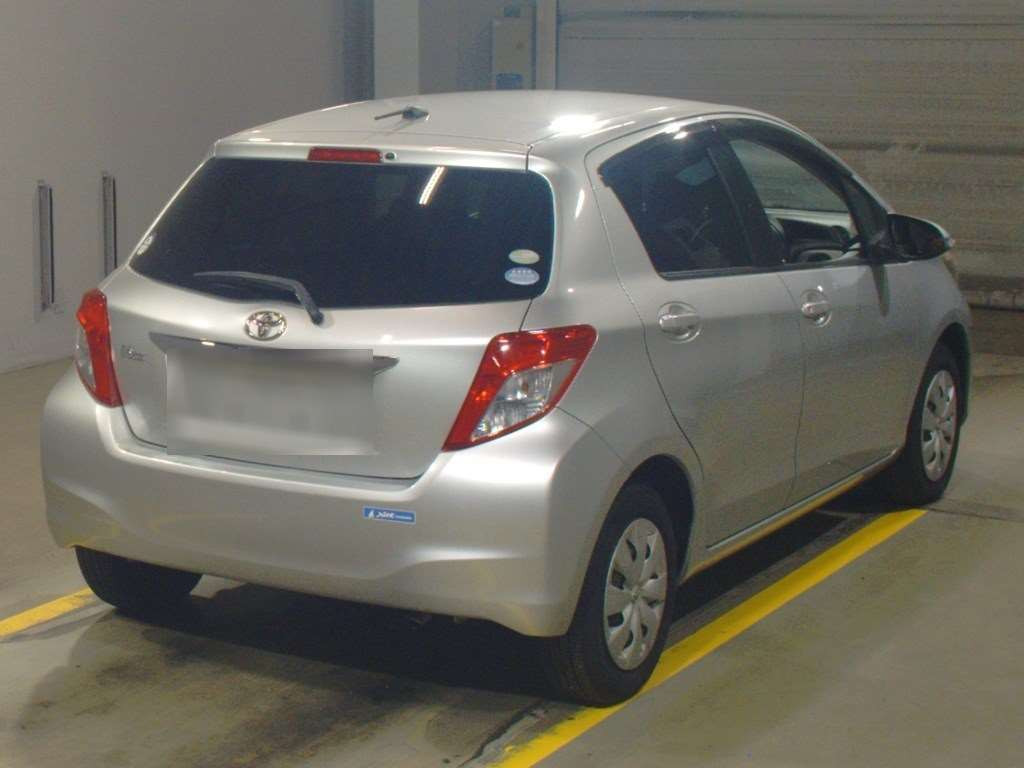 2012 Toyota Vitz KSP130[1]